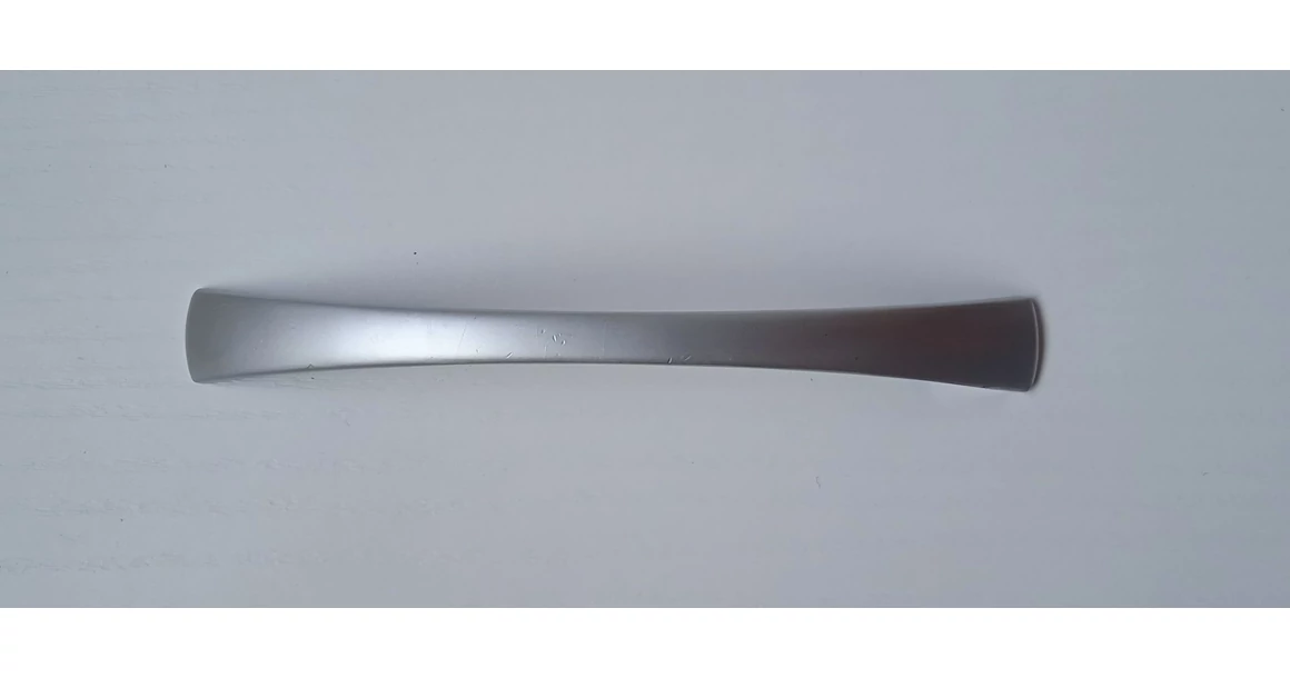 Kép 2/2 - Fogantyú matt-króm 96mm