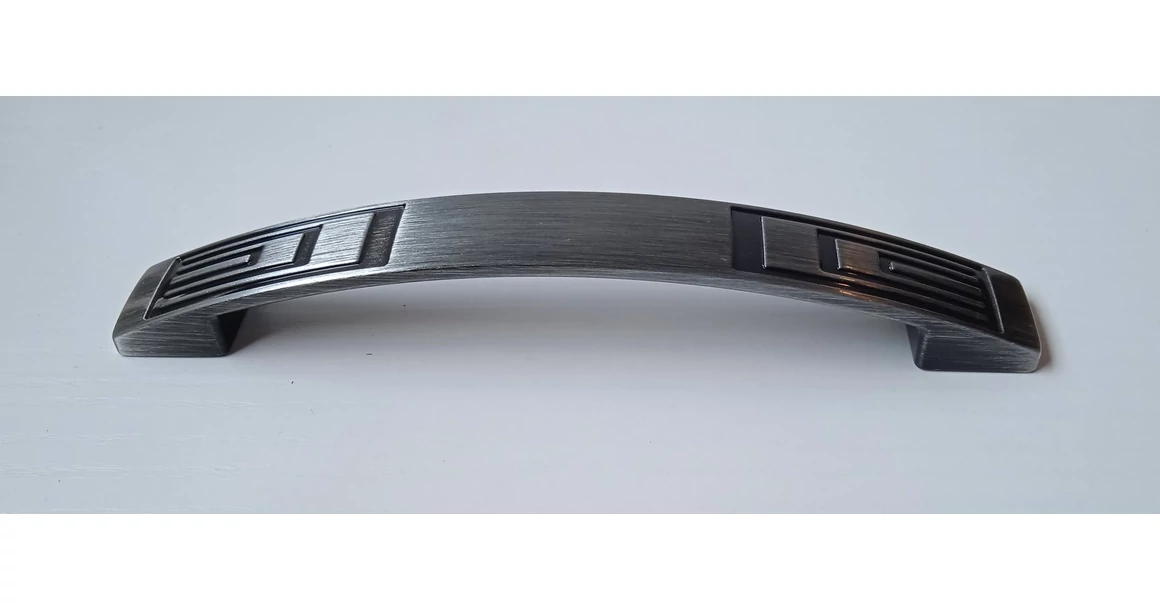 Kép 1/2 - Fogantyú fém fekete ezüst  128mm