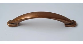 Fogantyú antikolt 96 mm