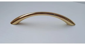 Fogantyú 96mm arany